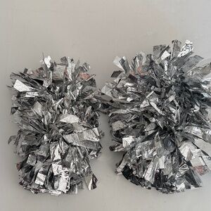 Varsity spirit 6 inch Silver Metallic Pom Poms A